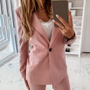 Chic Women's Blazer for Any Occasion