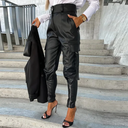 Chic Women's Zipper Detail Trousers