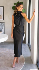 Satin Sleeveless Evening Dress for Glamorous Nights