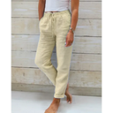 Chic Women's Trousers in Trendy Fabrics