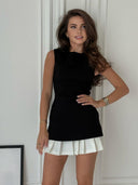 Chic Sleeveless Pleated Skirt Dress