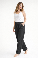 Stylish Women's Pants for Everyday Wear