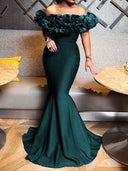 Chic Evening Dress with Ruffled Hem Design