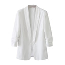 Chic Women's Blazer Jacket with Stylish Cut and Handy Pockets