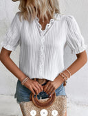 Chic Ruffled Women's Blouse in Trendy Style
