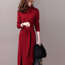 Chic Knitted Dress with Side Slit and Fitted Belt