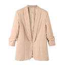 Chic Women's Blazer Jacket with Stylish Cut and Handy Pockets