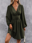 Chic Knee-Length Wrap Dress with Stylish Puff Sleeves