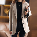 Chic Women's Wool Blazer with Classic Lapels