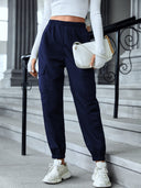Sporty Women's Cargo Pants with Elastic Waist and Utility Pockets