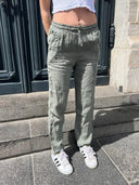Women’s Relaxed Linen Trousers with Pockets