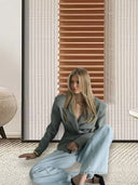 Chic Women's Blazer Jacket in Contemporary Design