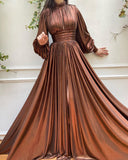Chic Maxi Dress with Pleated Design for Fall