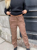 Women’s Relaxed Linen Trousers with Pockets