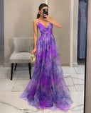 Chic Floral Evening Dress with Flattering Design