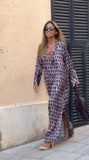 Chic Maxi Dress with Trendy Patterns