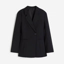 Chic Women's Blazer with Functional Pockets
