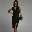 “Chic Women's Wrap Dress with Slim Fit Design”
