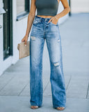 Women's High-Waisted Distressed Jeans - Relaxed Fit Design