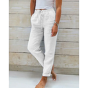 Chic Women's Trousers in Trendy Fabrics