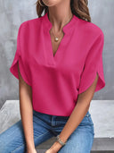 Chic Women's Blouse in Flowing Fabric