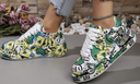 Trendy Women's Graffiti Print Sneakers