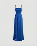 Chic Evening Dress with Flowing Skirt and Deep Slit