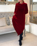 Chic Velvet Dress with Convenient Pockets