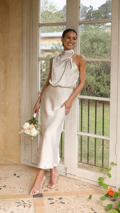Satin Sleeveless Evening Dress for Glamorous Nights