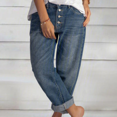 Chic Boyfriend Jeans for Effortless Style