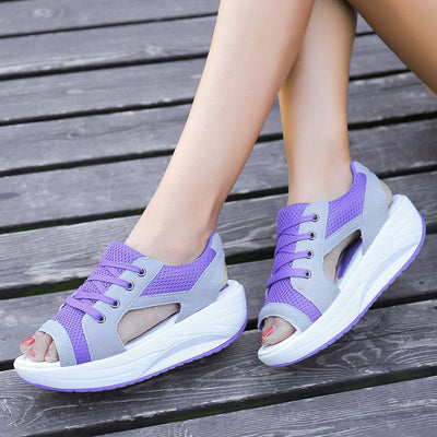 Muffin Sandals with Contrast Cutout