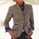 Chic Tailored Blazer with Modern Fit
