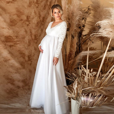 Chic Lace Maxi Dress for Expecting Moms