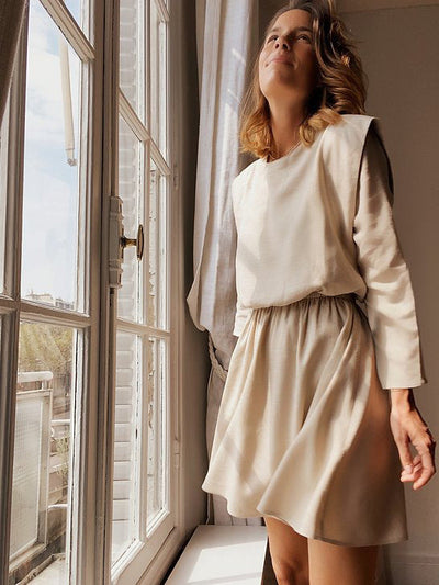 Chic Women's Gathered Dress with Cap Sleeves