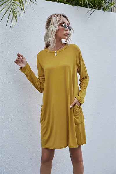 Chic Women's Dress with Functional Pockets