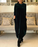 Chic Velvet Dress with Convenient Pockets