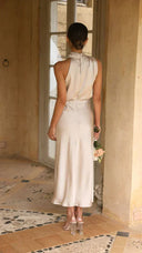 Chic Shimmering Maxi Dress