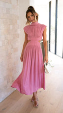 Chic Cut-Out Waist Jumpsuit for Stylish Appeal