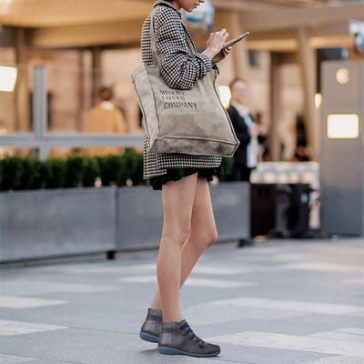 Retro Lace-Up Boots for Stylish Footwear