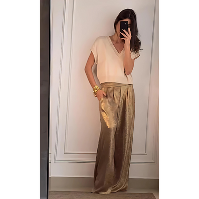 Chic High-Waisted Fashion Trousers