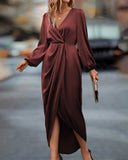 V-Neck Lantern Sleeve Dress in Chic Design