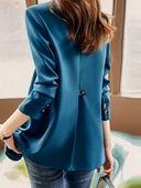 Chic Women's Blazer with Stylish Button Closure