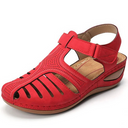 Adjustable Closed-Toe Sandals for Women – Ideal for Summer Outings