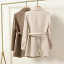 Chic Women's Tailored Blazer