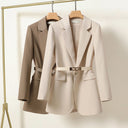 Chic Women's Tailored Blazer