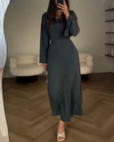 Chic Mid-Length Dress for Any Occasion