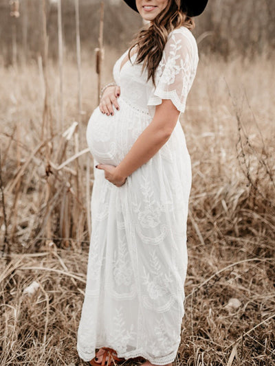 Chic Maternity Maxi Dress with Lace Embroidery