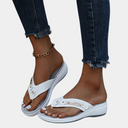 Trendy Everyday Slippers for All Occasions