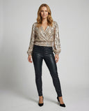 Chic Women's Blouse in Stylish Design