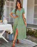 Aura Mode Summer Dress - Stylish & Chic Design